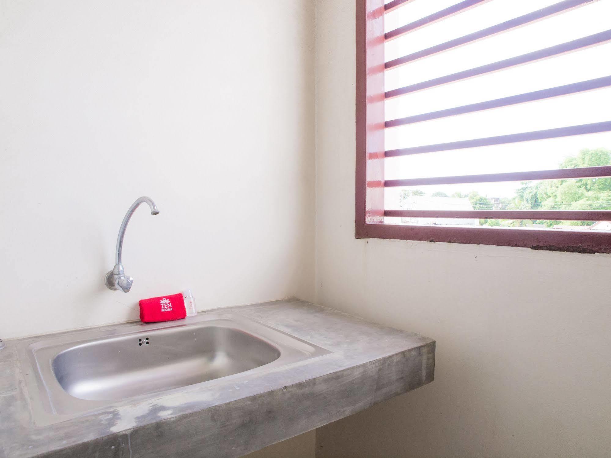 Zen Rooms Chaofa East Road Rawai Экстерьер фото